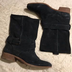 BELLE by Sigerson Morrison